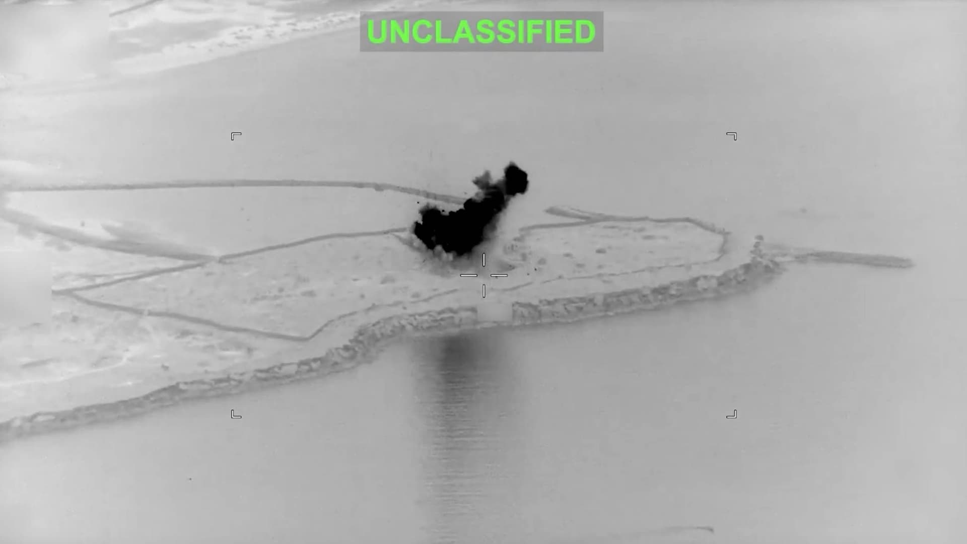 U.S. intercepts Iranian missiles, strikes radar sites after Gulf attack