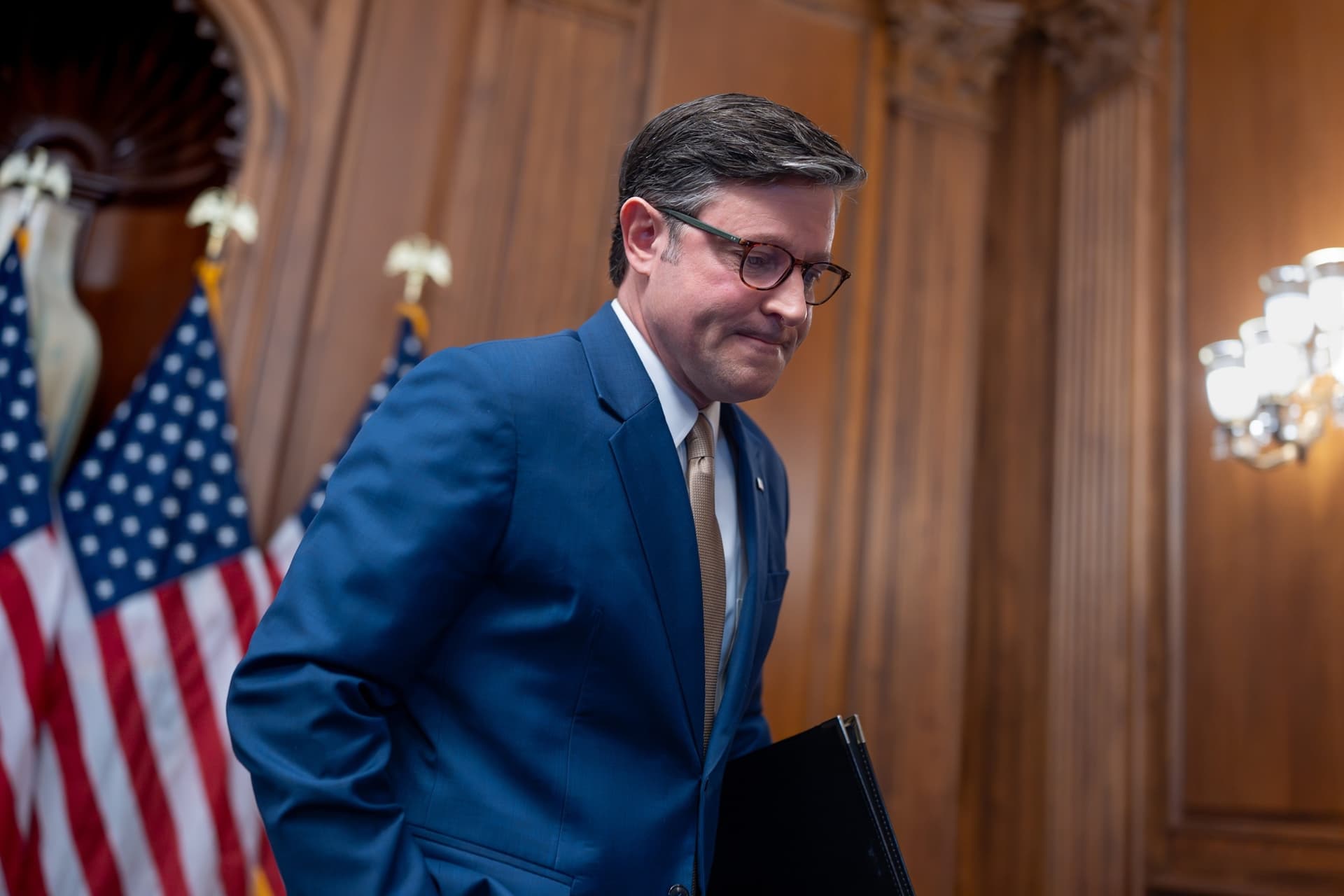 House GOP scrambles to clinch votes as shutdown ending faces test