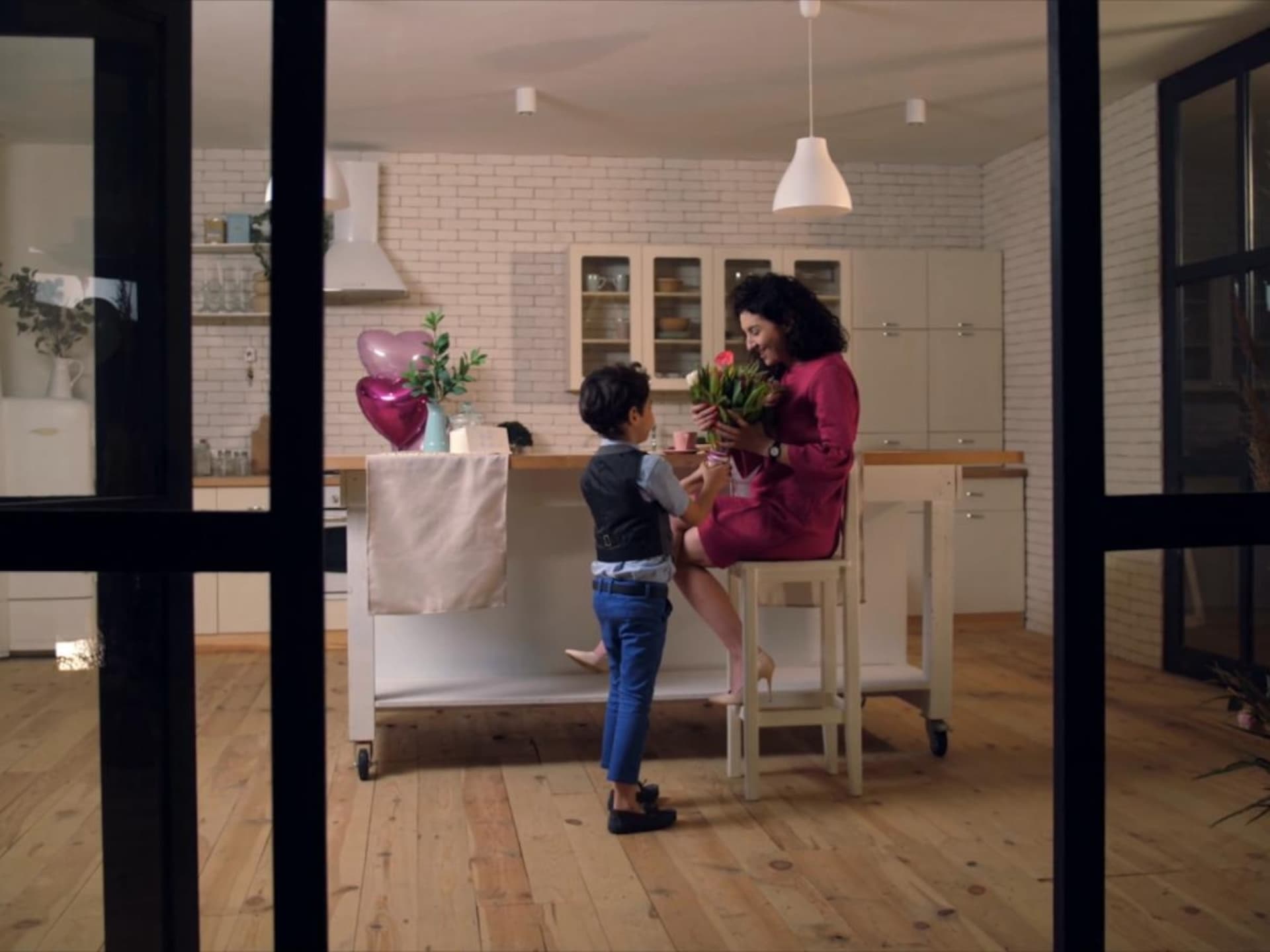 Mother's Day gift ideas to help mom relax, as spending hits record 38 billion