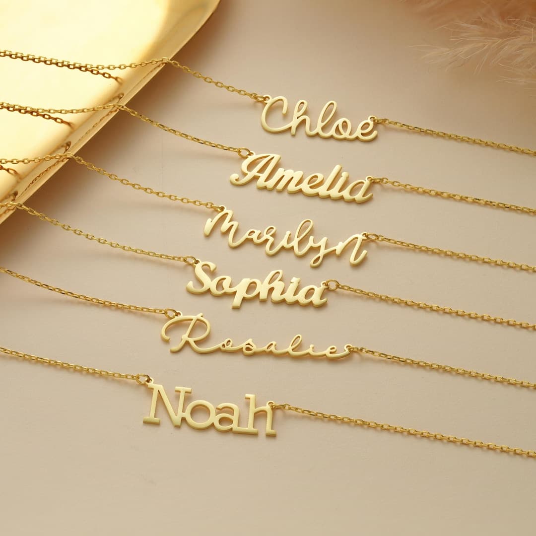 Your Complete Guide to Choosing the Perfect Personalized Name Necklace
