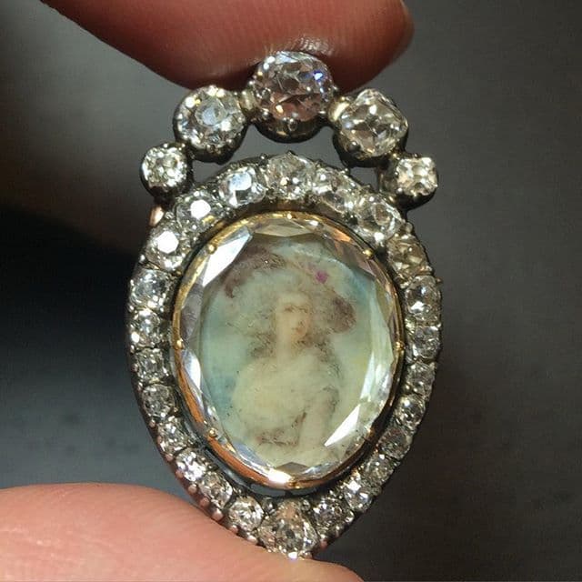 Georgiana of Devonshire, portrait diamonds made sentiment jewelry status symbol