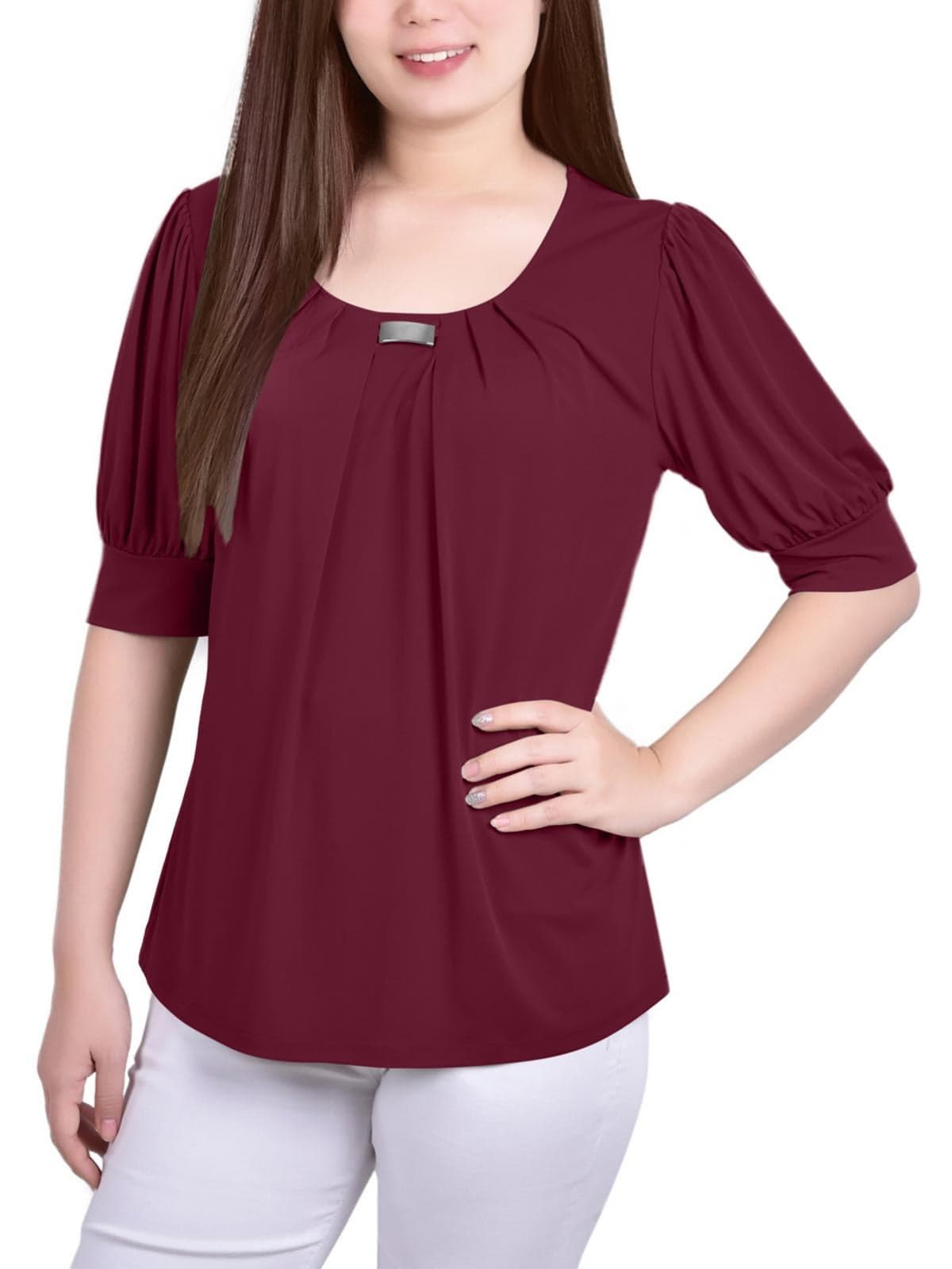 Quince’s flattering blouses for petites work from office to brunch