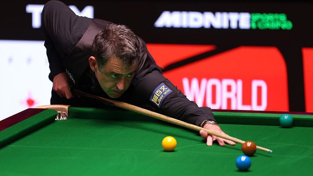 Ronnie O'Sullivan targets record-breaking eighth world snooker title at Crucible