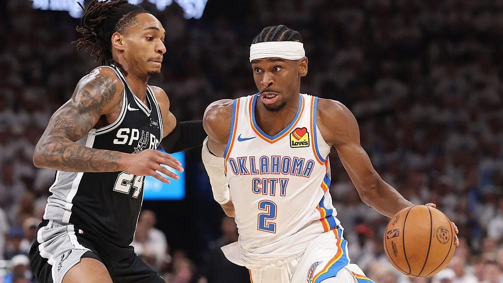 Gilgeous-Alexander scores 32, Thunder move one win from Finals return