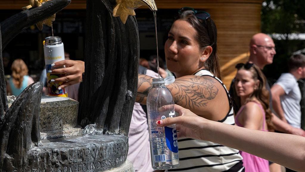 UK set for record-breaking May heat over bank holiday weekend