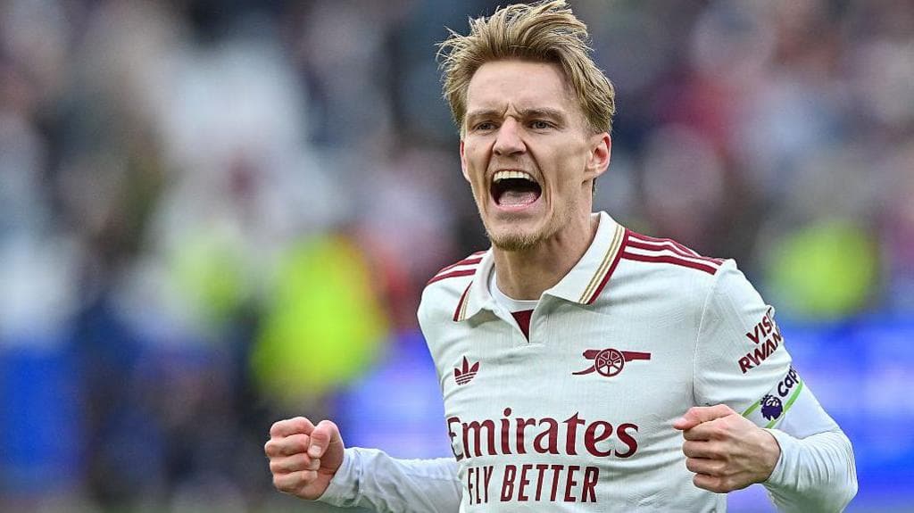 Arsenal close to first Premier League title in 22 years