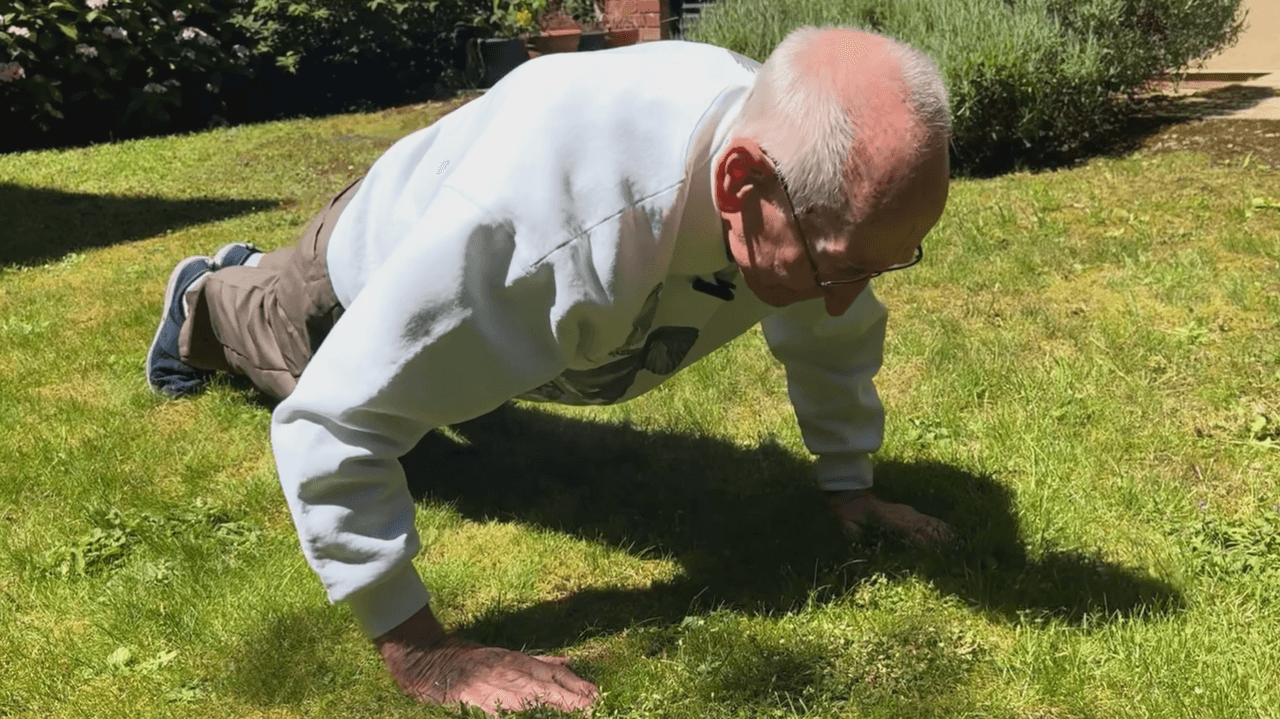 98-year-old Woodbridge man does 40 press-ups a day, eyes 100
