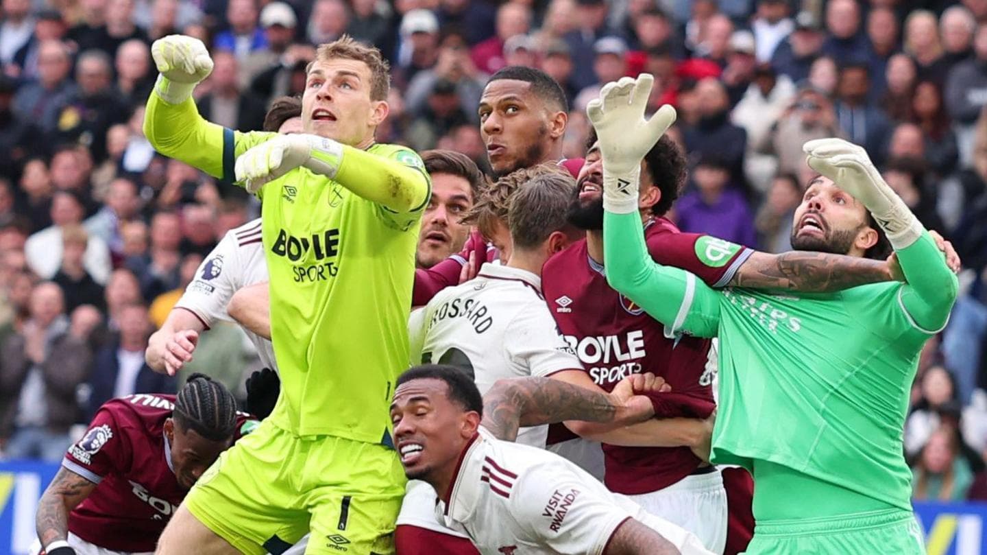 VAR overturn at West Ham hands Arsenal title race advantage, deepens relegation fears