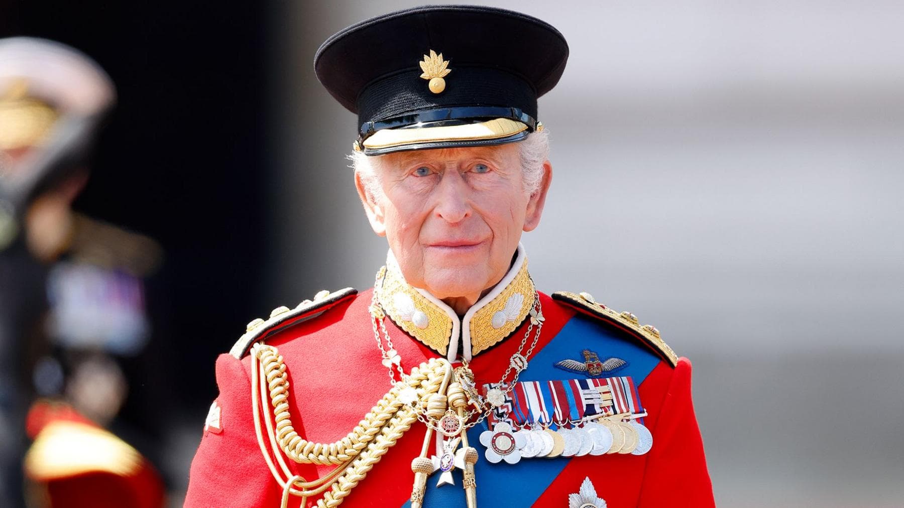 King reveals £12.9m tax bill in first modern royal disclosure