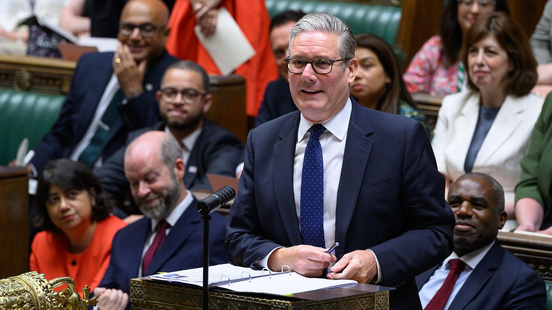 Starmer bids farewell at final PMQs, MPs trade tributes and jokes