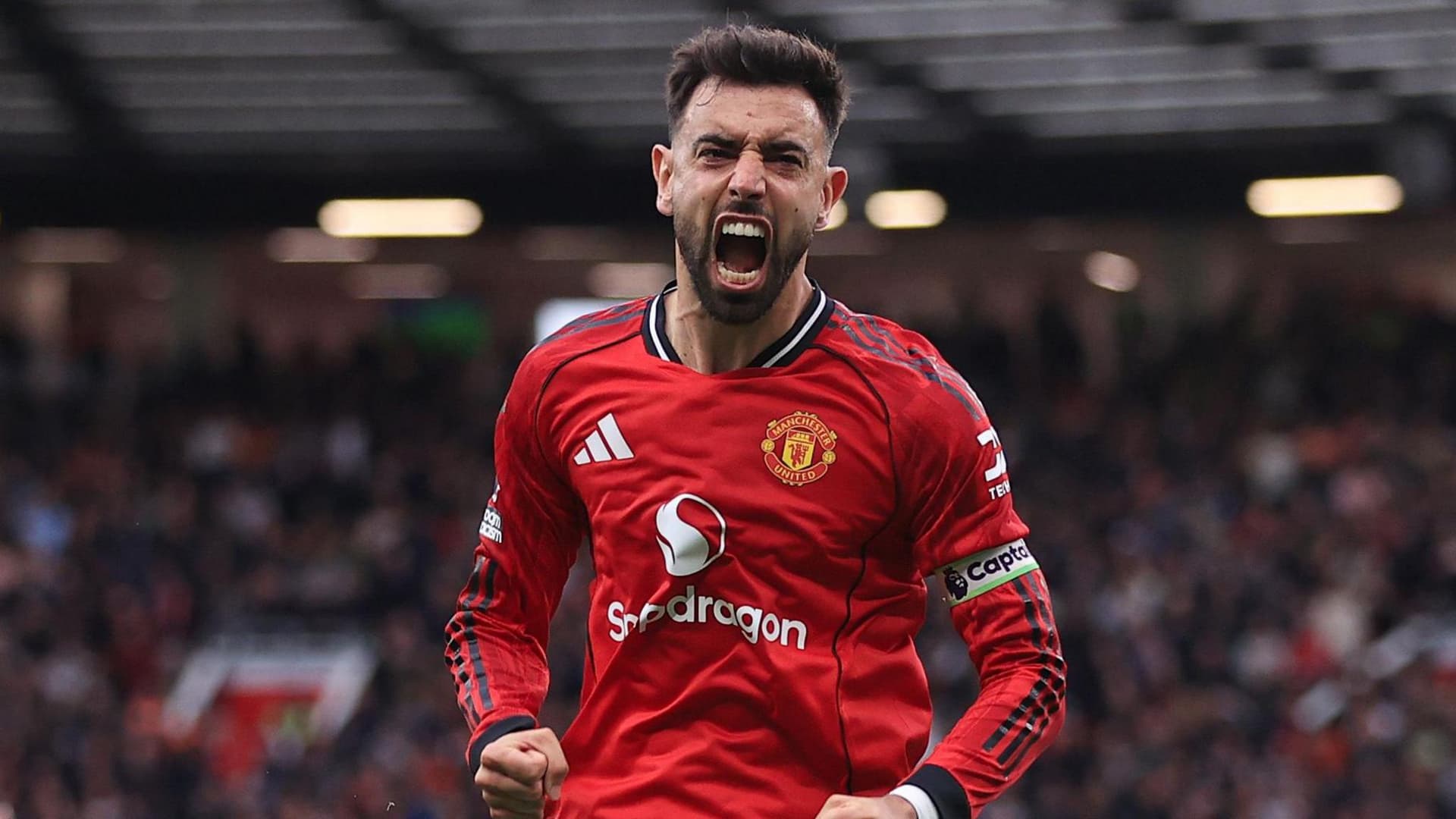 Bruno Fernandes ties Premier League assist record in United win