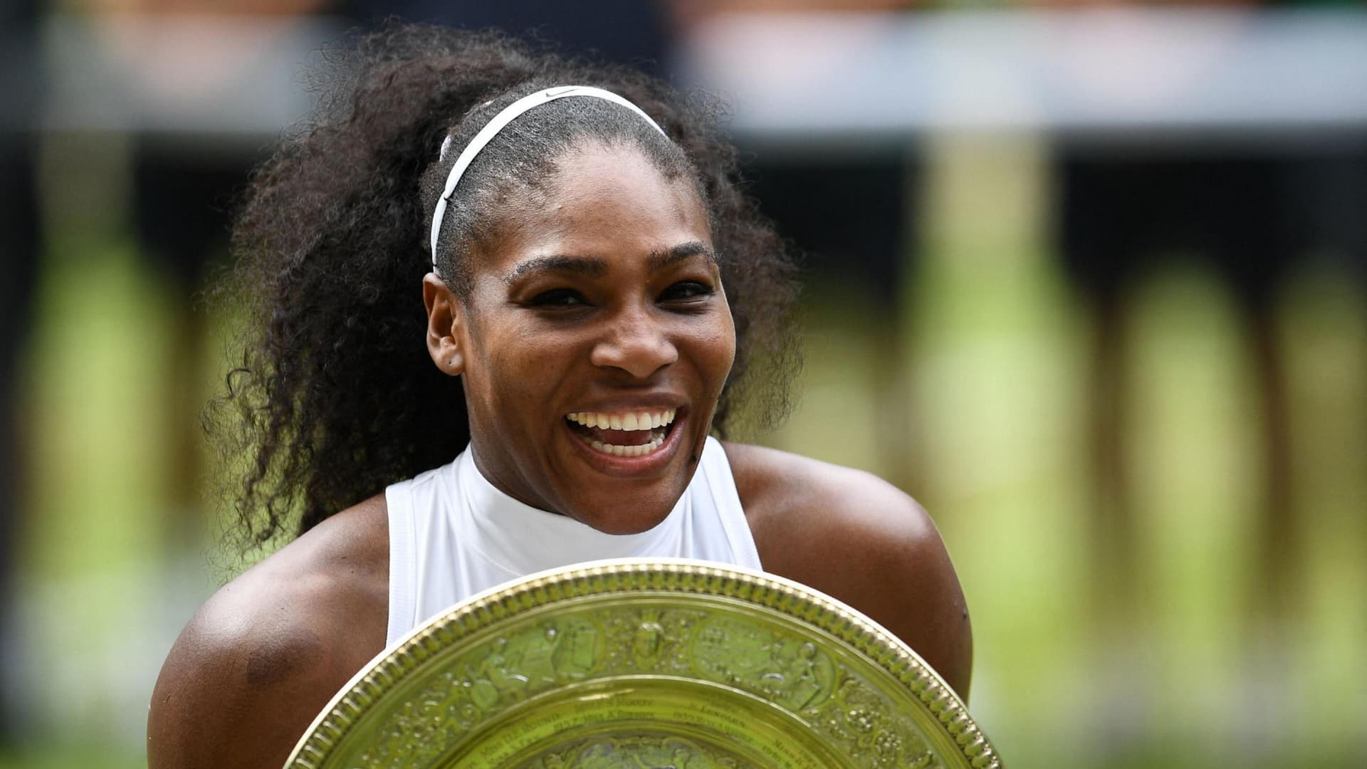 Serena Williams gets Wimbledon wildcard for singles comeback