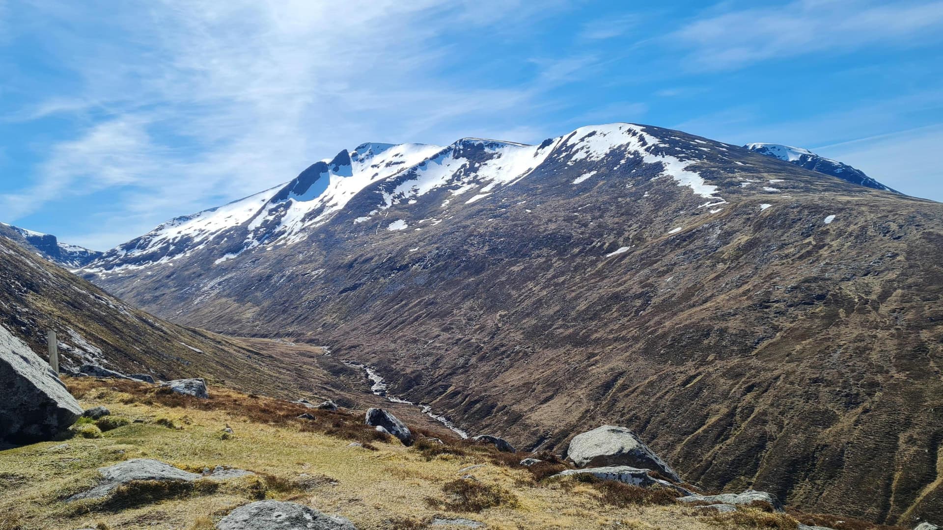 Arctic air sends UK temperatures below average after record warm May start