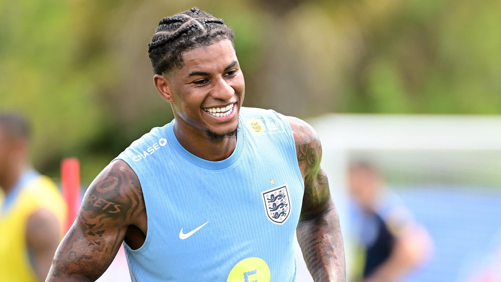 Barcelona decline Marcus Rashford buy option, Manchester United return looms