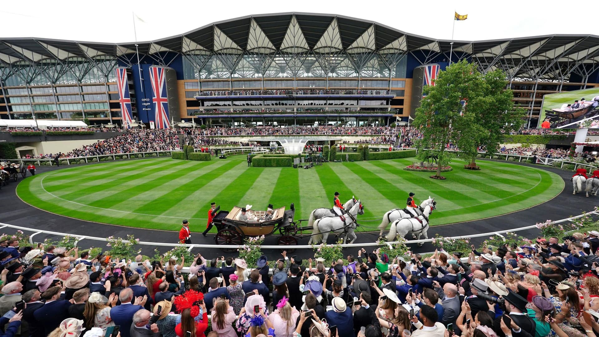 Ascot quits Racecourse Association, escalating British racing governance row