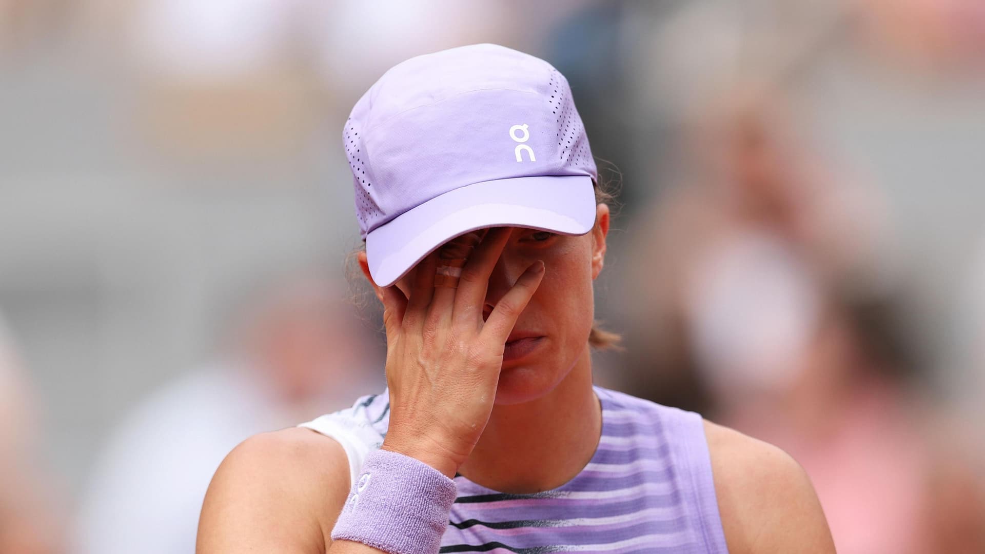 French Open draws blown open after Swiatek exits at Roland Garros
