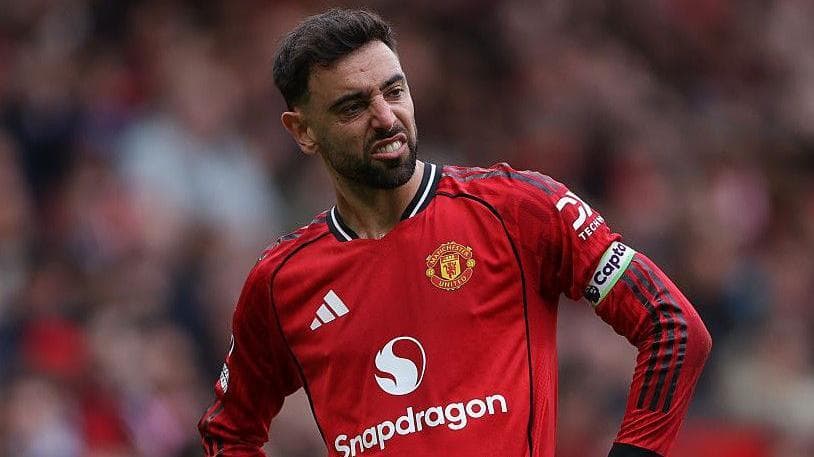 Bruno Fernandes wins writers’ award, closes in on Premier League assist record