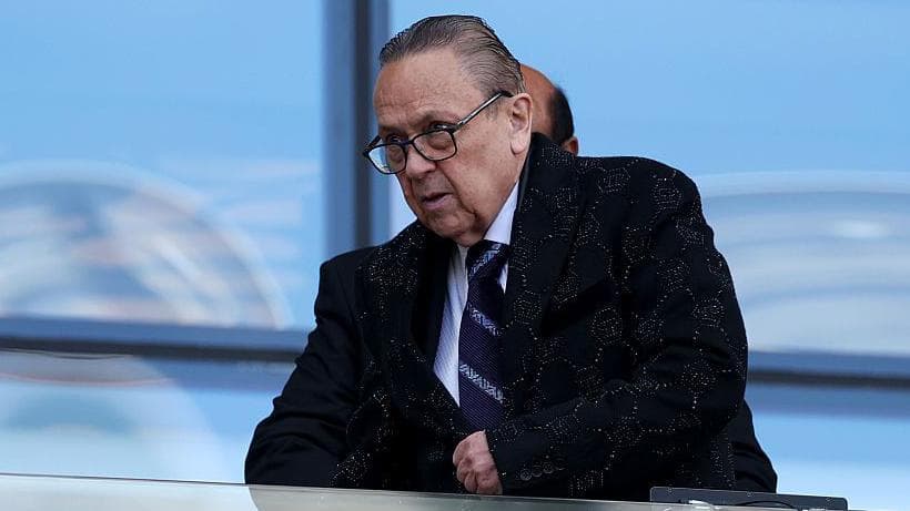 Sullivan steps down from club after historic allegations surface