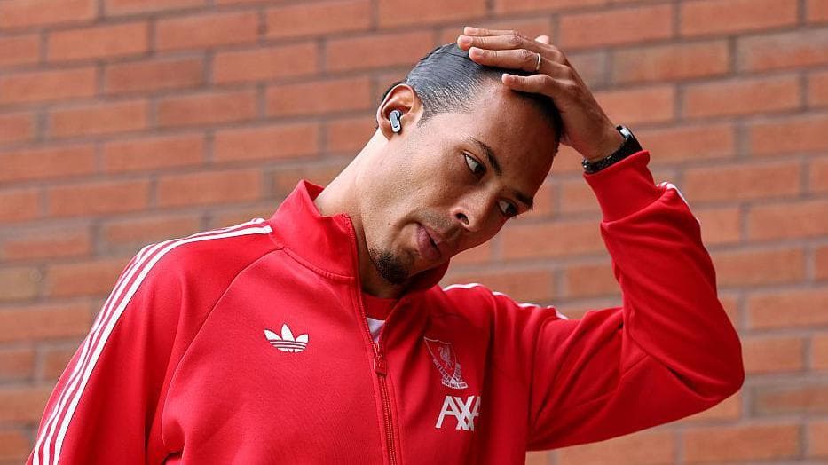 Van Dijk brands Liverpool season unacceptable after defeat at Manchester United