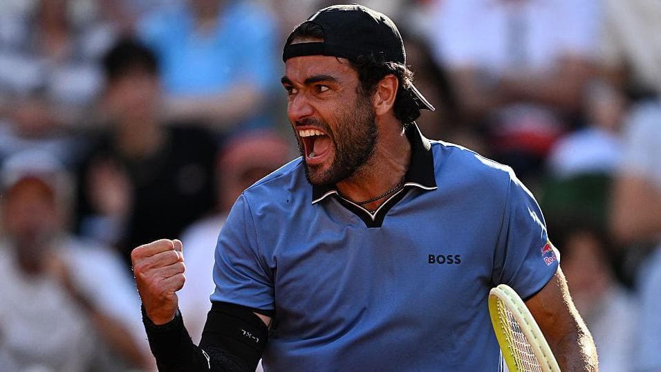 Berrettini reaches French Open quarter-finals after injury comeback