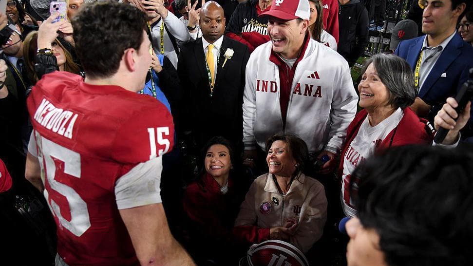 Fernando Mendoza rises from obscurity, becomes Raiders' likely No. 1 pick