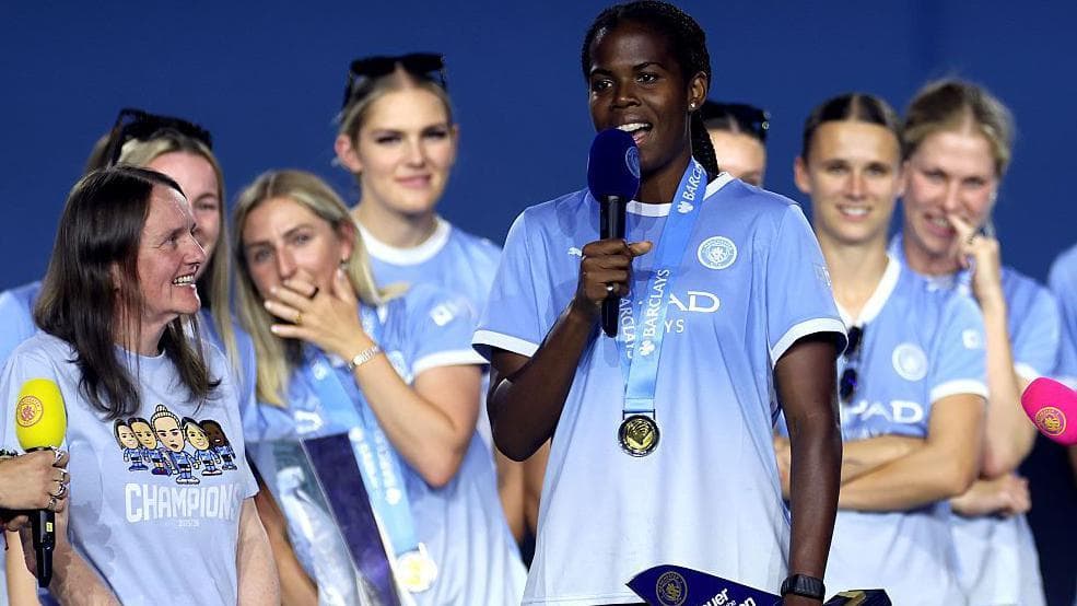 Khadija Shaw signs new four-year deal to stay at Manchester City