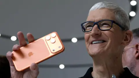 Apple warns price increases are unavoidable as AI drives memory costs up