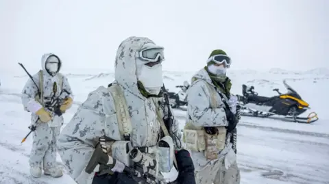 Canadian Armed Forces recruiting surges to highest level in 30 years