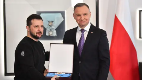 Zelenskyy returns Poland's White Eagle after World War II row