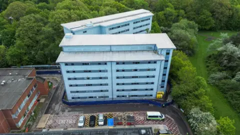 Cruise ship hantavirus passengers isolated at Merseyside hospital after outbreak
