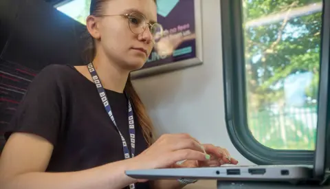 Can you get reliable wi-fi on the Norwich-London train?