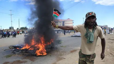 Kenya suspends US Ebola quarantine plan amid protests and court order