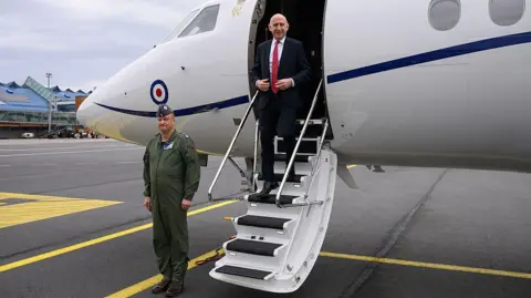 Russian GPS jamming hits plane carrying UK defence secretary