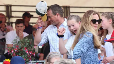 Peter Phillips marries Harriet Sperling in royal ceremony at Gloucestershire church