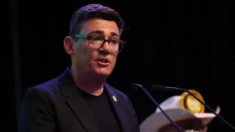 Burnham wins Makerfield by-election, signals challenge to Starmer