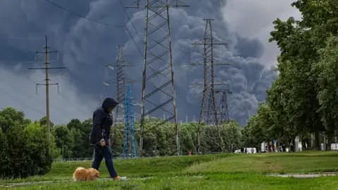 Ukraine's drone attack hits Moscow refinery, disrupts capital life