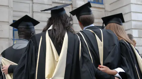MPs launch inquiry into student loans, debts and repayment fairness