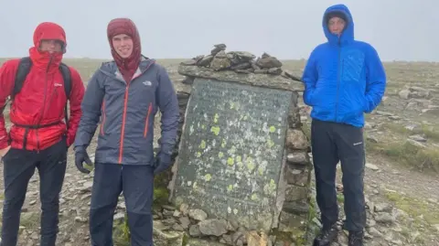 Friends of climber killed on Glyder Fawr say they will keep hiking