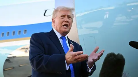 Trump Postpones China Visit as U.S. Focus Shifts to Iran Conflict