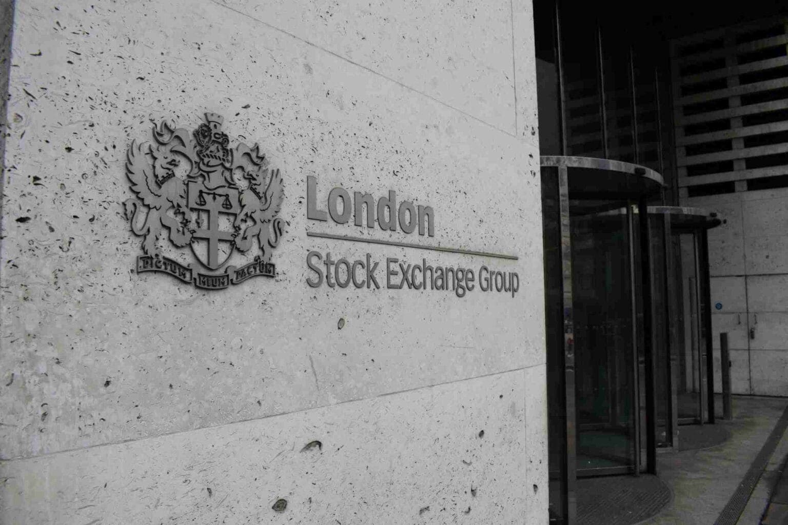 FTSE 100 Surges Past 10,000 Intraday as Europe Hits Records