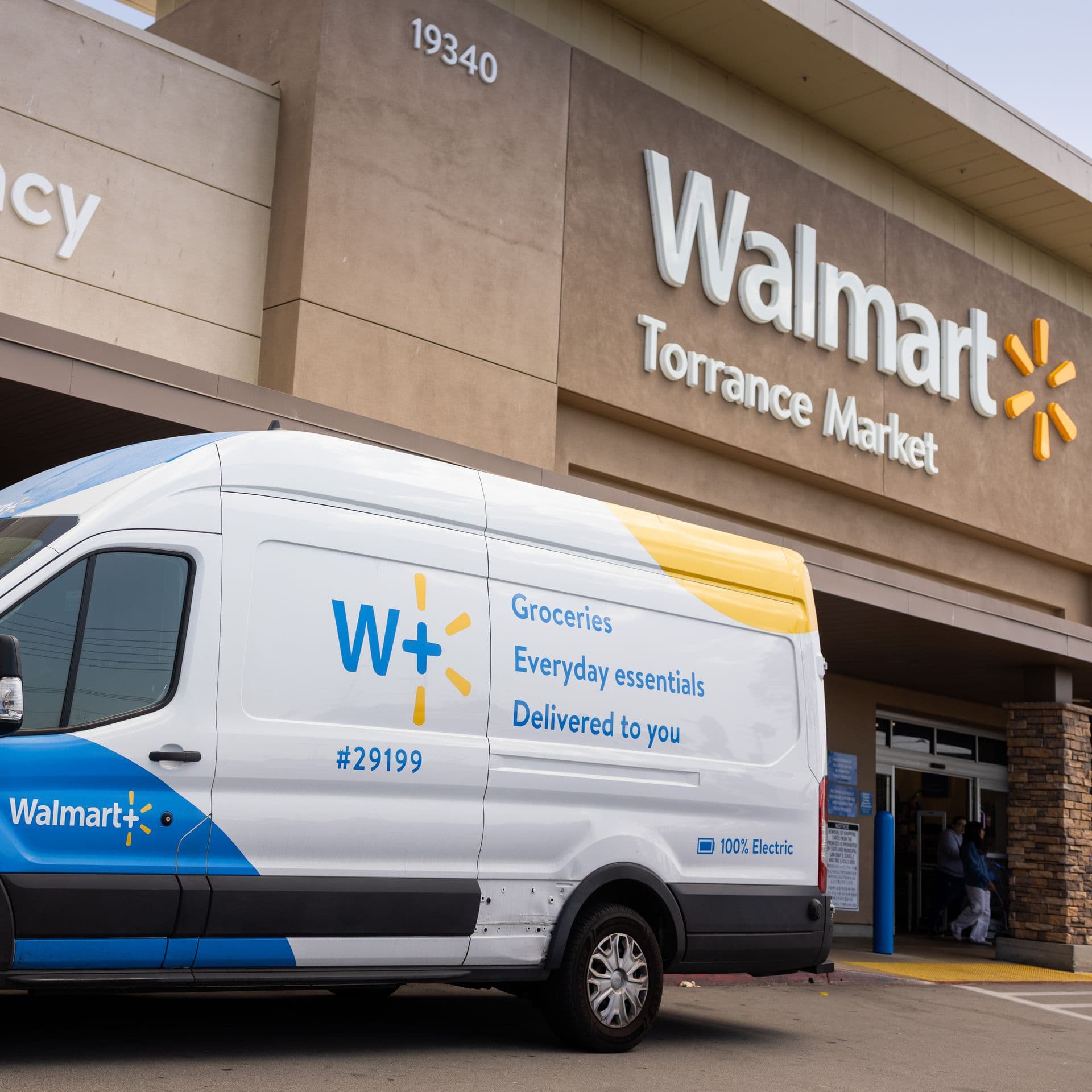 Walmart says 30-minute delivery is reshaping everyday shopping habits
