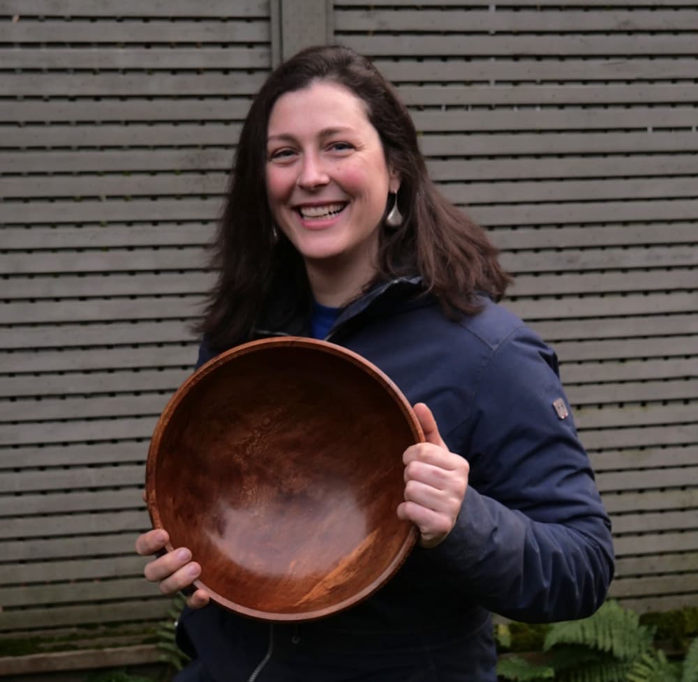 Willamette Valley Woodturners spotlights Elizabeth Weber for May meeting