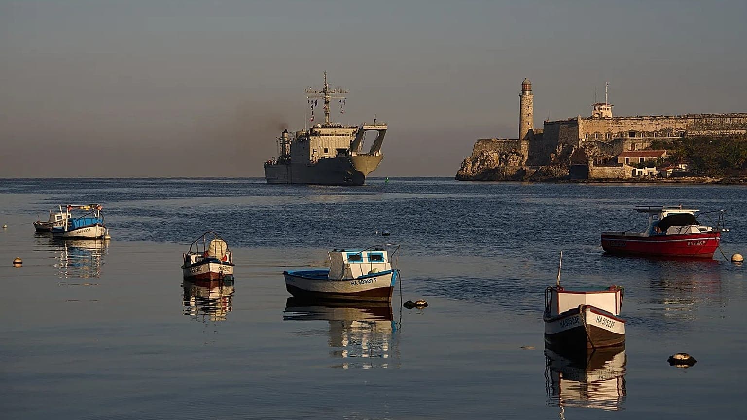 ARM Papaloapan, sister ship Huasteco deliver nearly 1,200 tonnes to Havana