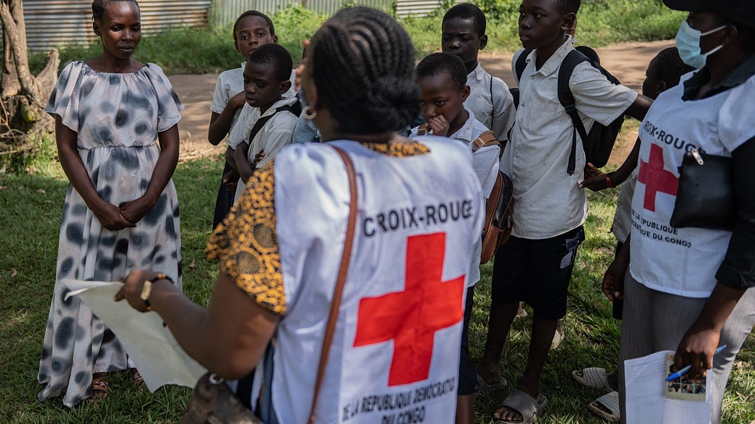 Rare Ebola strain in DRC raises questions about outbreak response