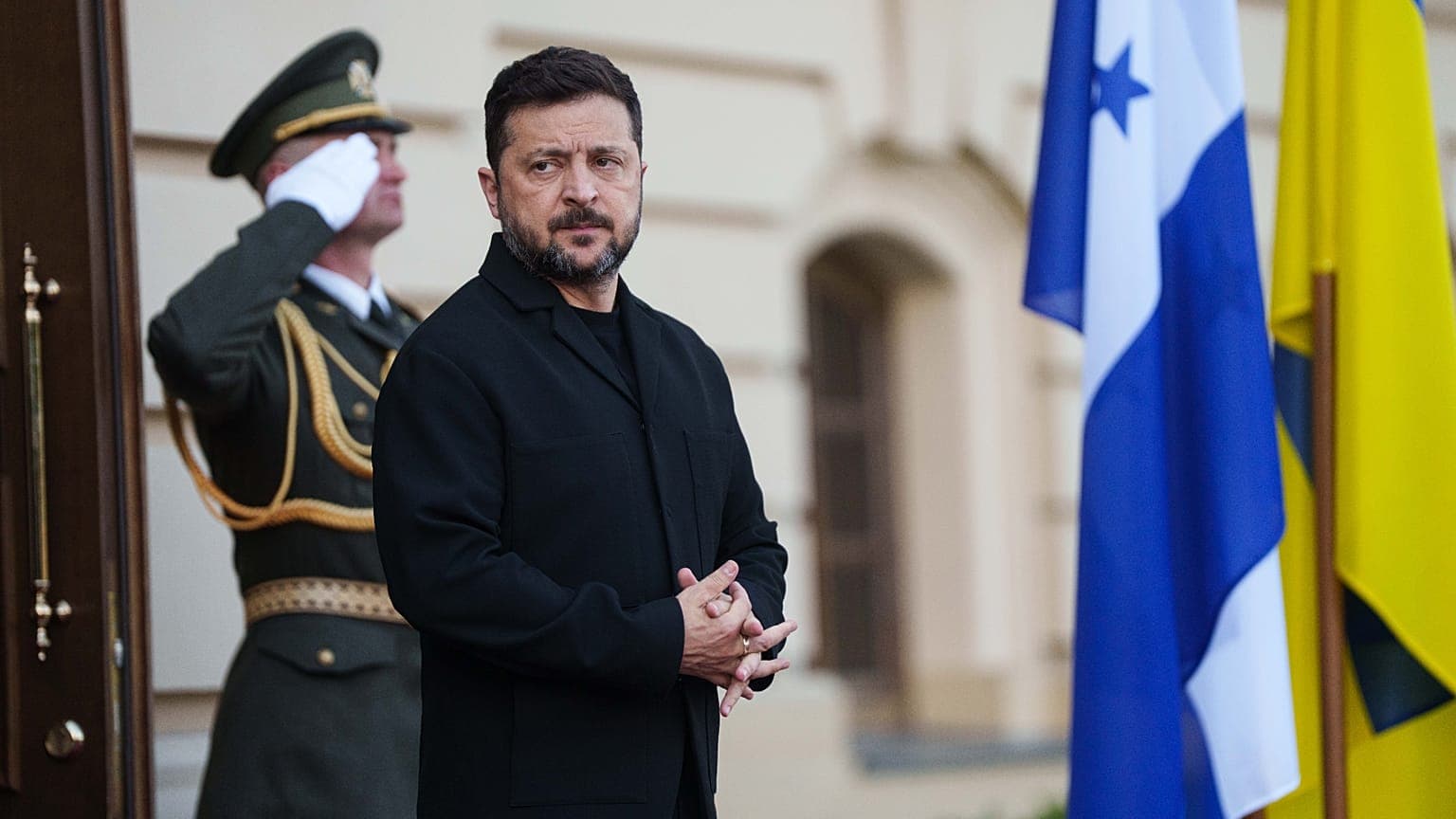 Zelenskyy says Belarus halted relay stations aiding Russian drone attacks