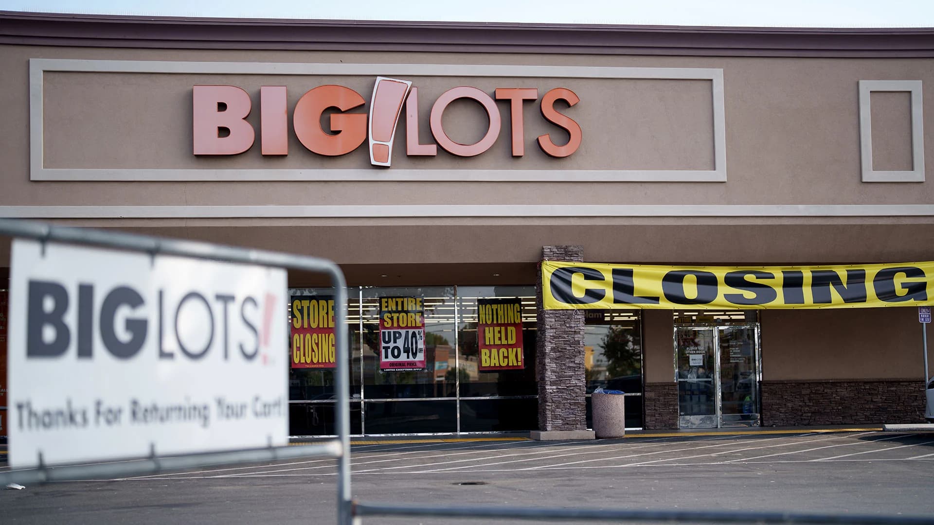 Big Lots workers face shifting schedules amid bankruptcy and store closures
