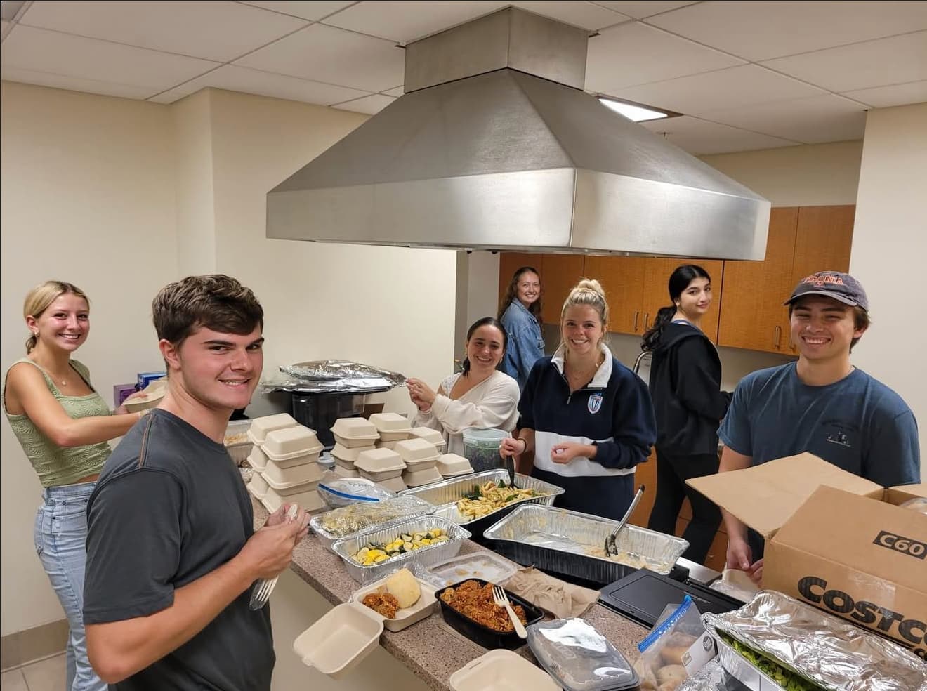 Food recovery groups widen volunteer roles to include non-drivers