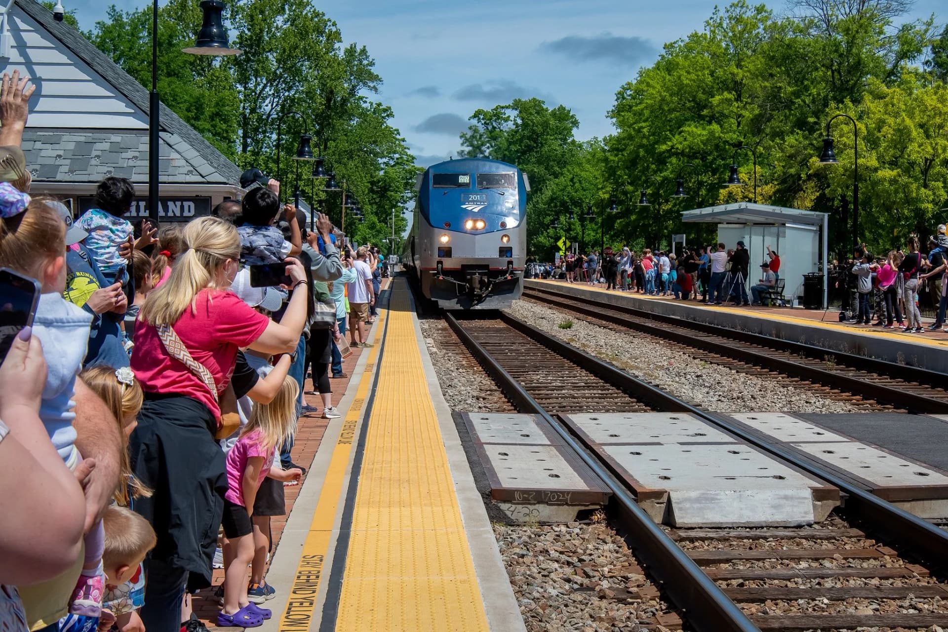 Ashland Train Day blends full-size rail action with model train displays