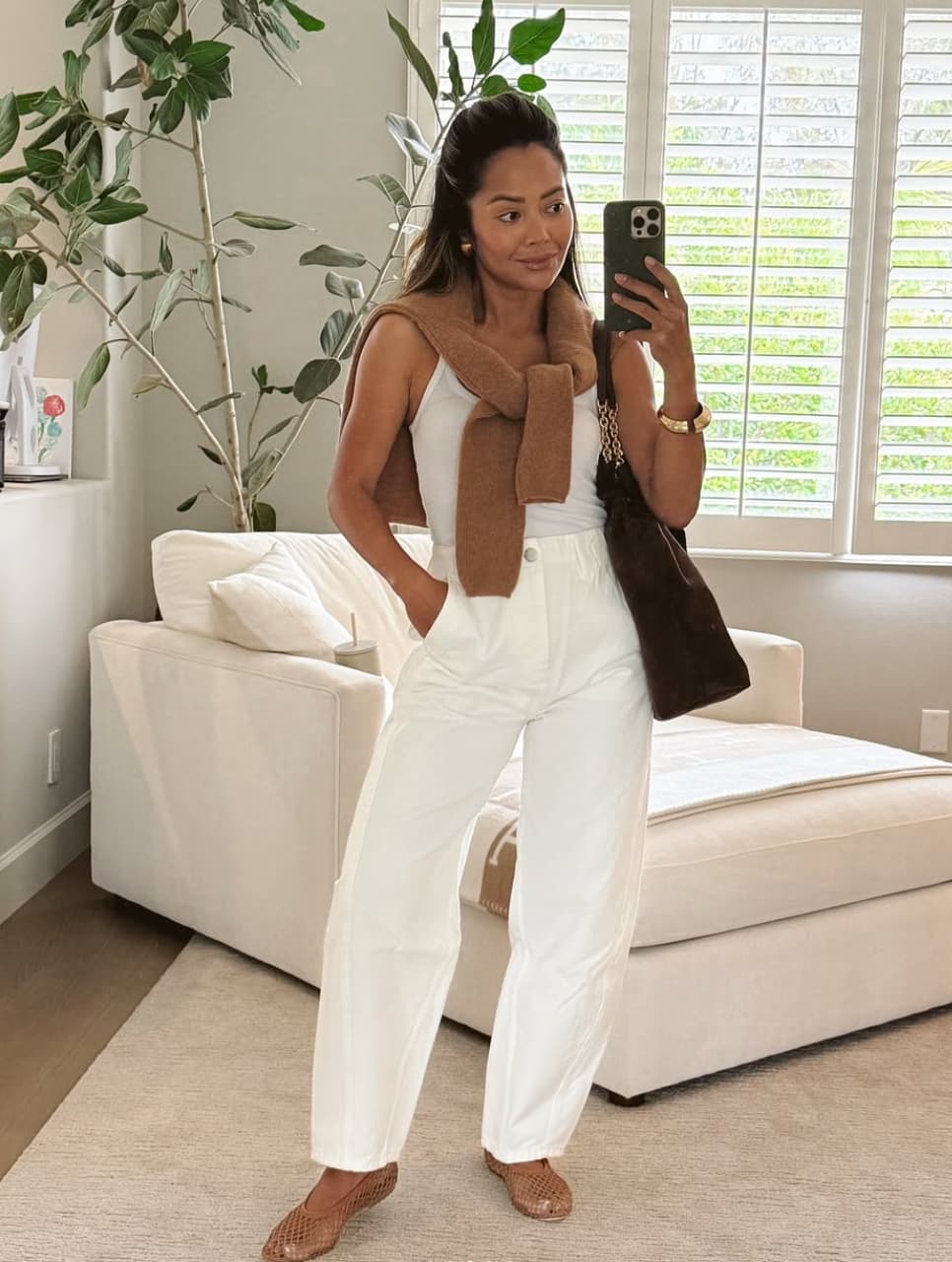 Clear Jelly Shoes Can Actually Elongate Petite Legs, Here's How