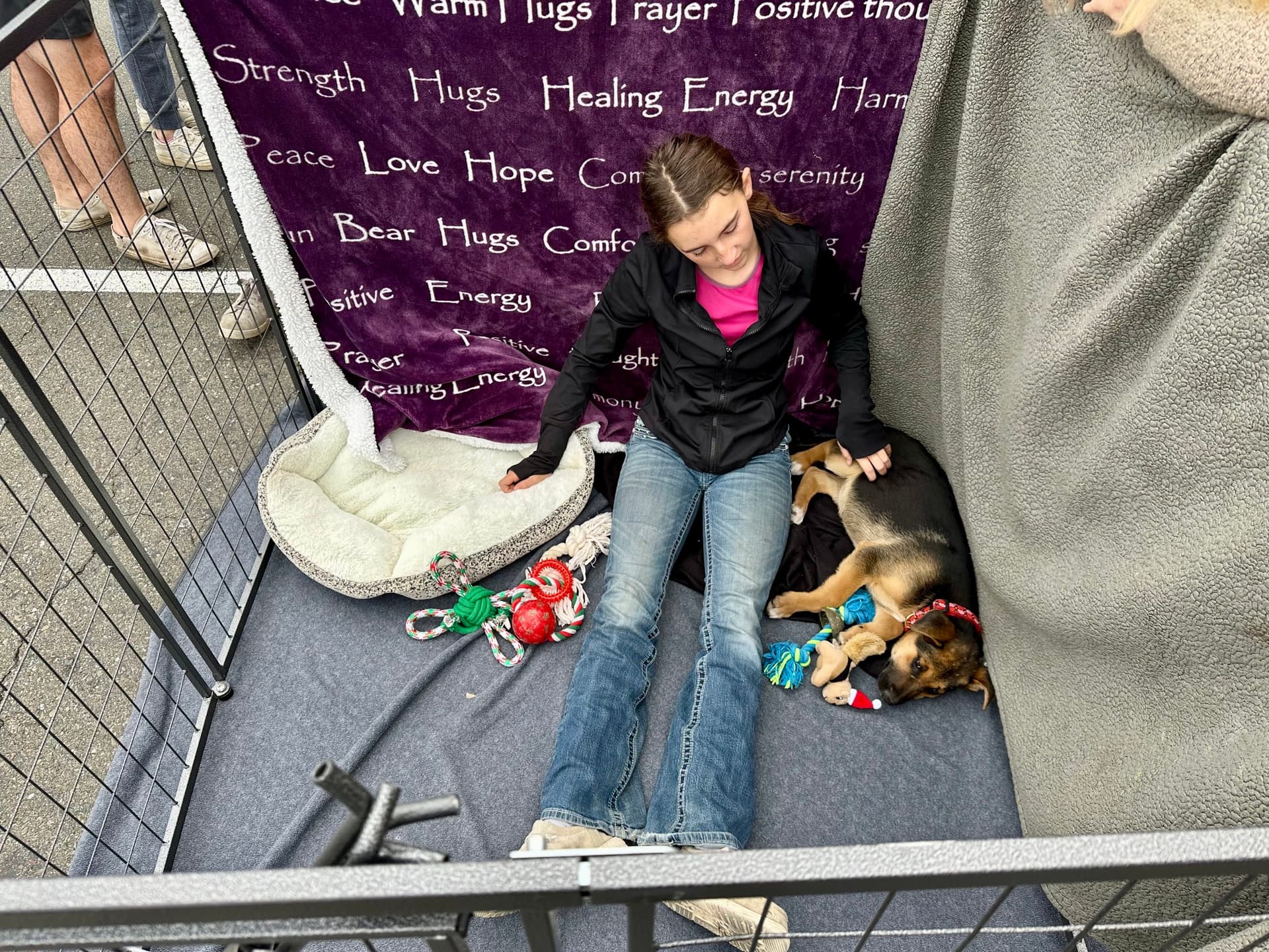 CalPaws K9 Rescue Brings Adoptable Puppies to Joya Yoga This March